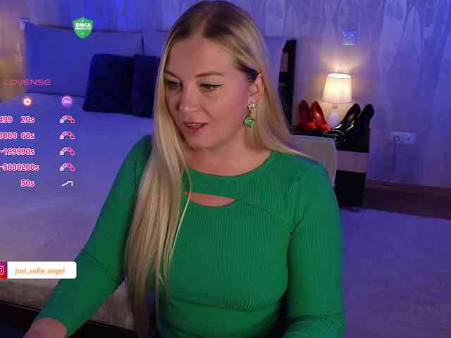 JUST_SOFIA webcam
