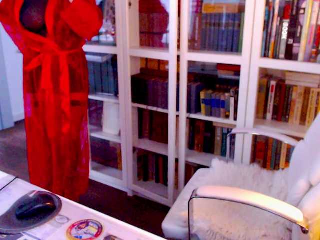 xxangelcatxx — HelloI have something sweet and tempting for you. Will you come in? ***angelina40