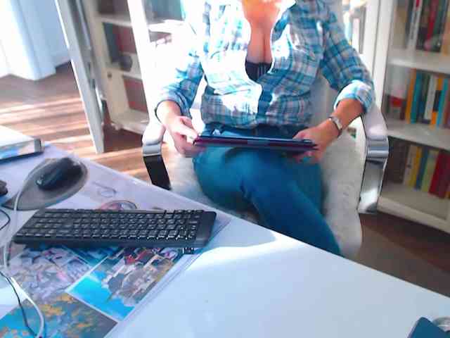 _Angelina_ webcam