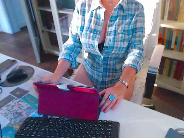 _Angelina_ webcam
