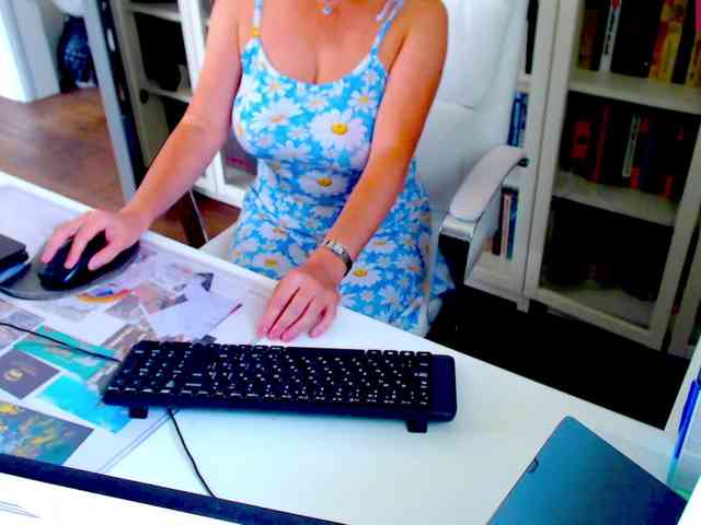 _Angelina_ webcam