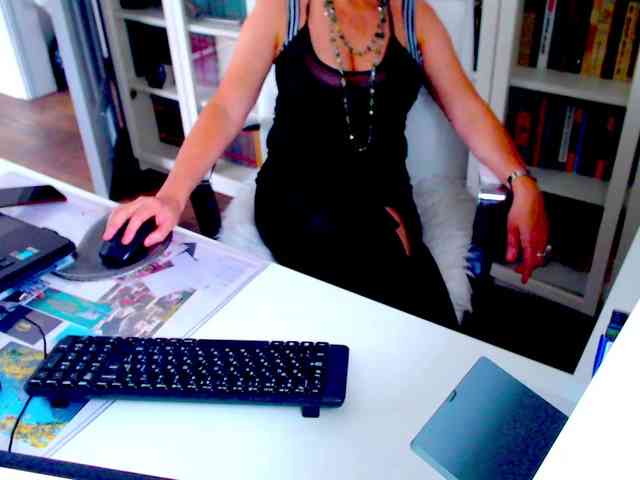 _Angelina_ webcam
