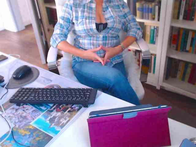 _Angelina_ webcam