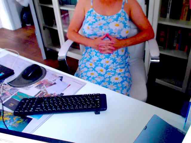 _Angelina_ webcam