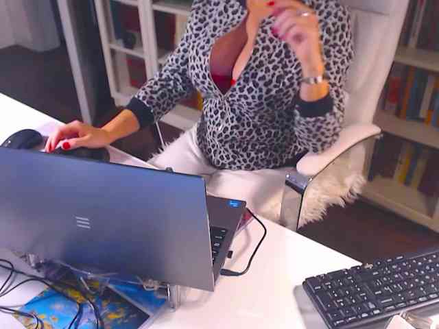 _Angelina_ webcam