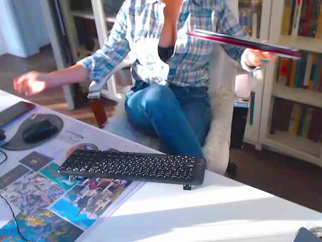 _Angelina_ webcam