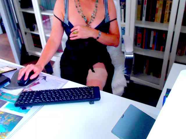 _Angelina_ webcam