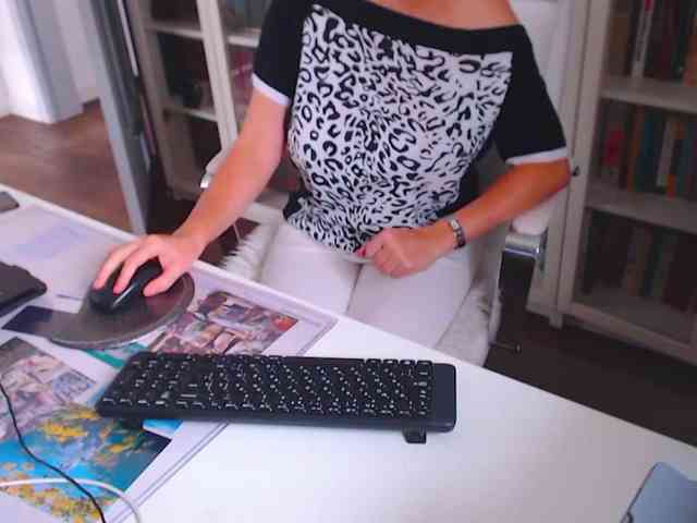 _Angelina_ webcam