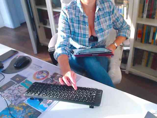 _Angelina_ webcam