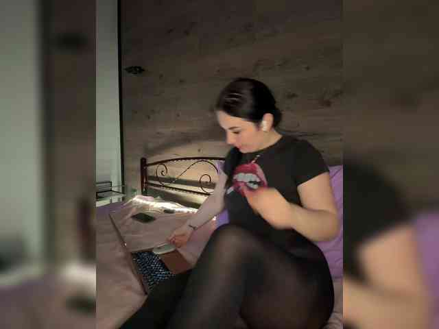 Layla-kavkaz webcam