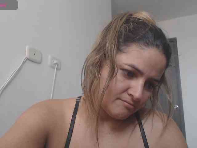 AlannaStephen Live Webcam on BongaCams