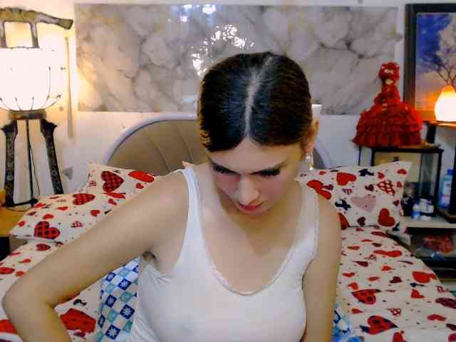 HotBeautyQuen Live Webcam on BongaCams