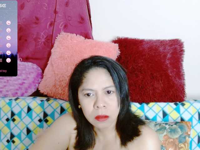 Rosita1900 webcam bongacams model stream image