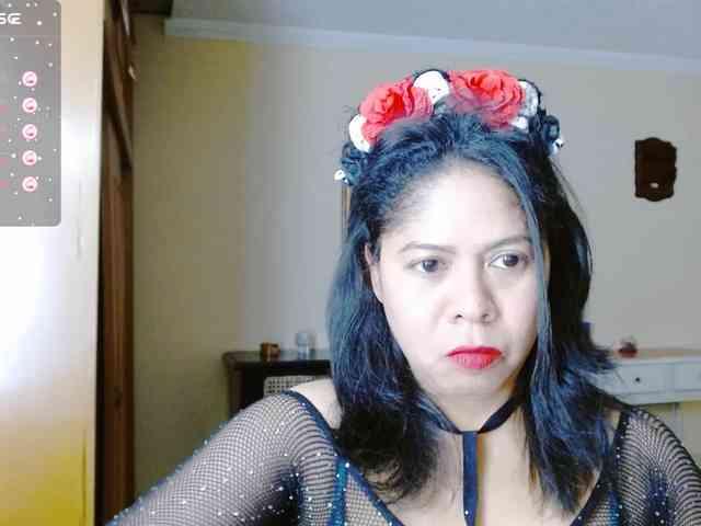 Rosita1900 webcam