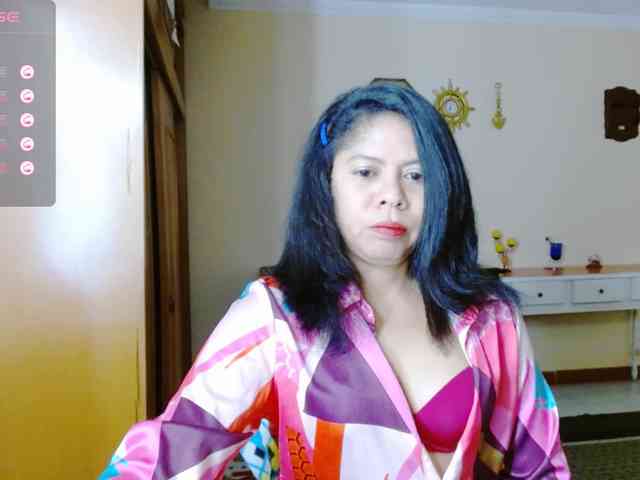 Rosita1900 webcam