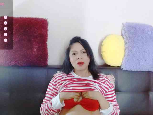 Rosita1900 webcam