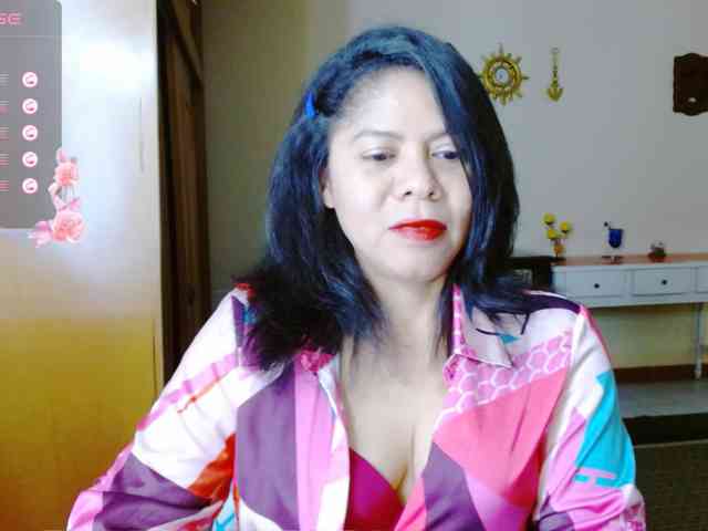 Rosita1900 webcam