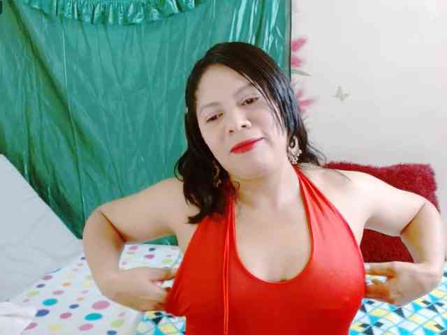Rosita1900 webcam