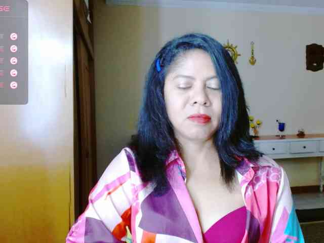 Rosita1900 webcam