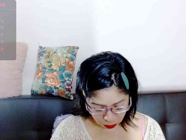 Rosita1900 webcam
