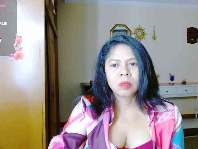 Rosita1900 webcam