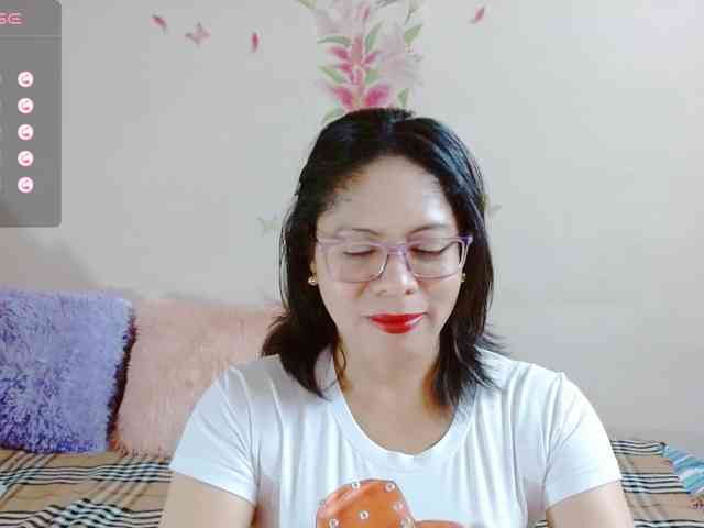 Rosita1900 webcam