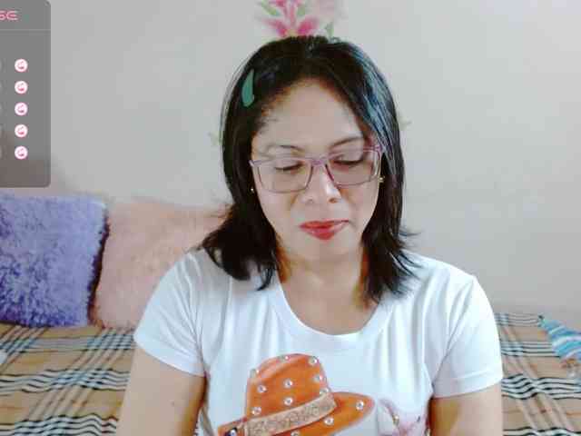 Rosita1900 webcam