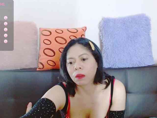 Rosita1900 webcam