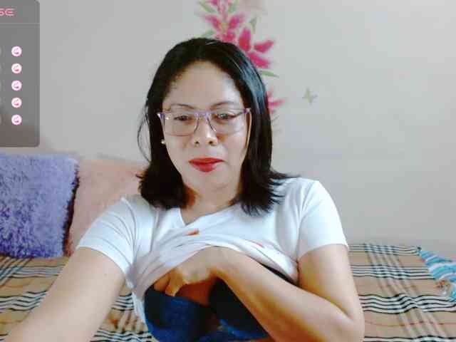 Rosita1900 webcam