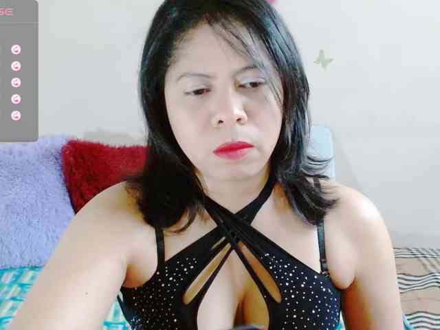 Rosita1900 webcam