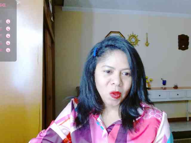 Rosita1900 webcam
