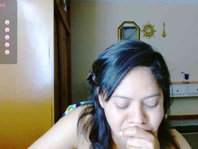 Rosita1900 webcam