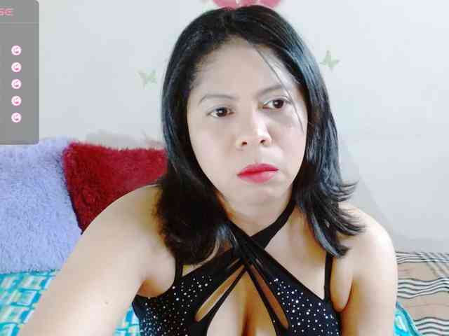 Rosita1900 webcam