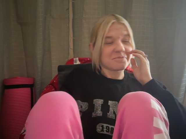 AmericnBarbie webcam