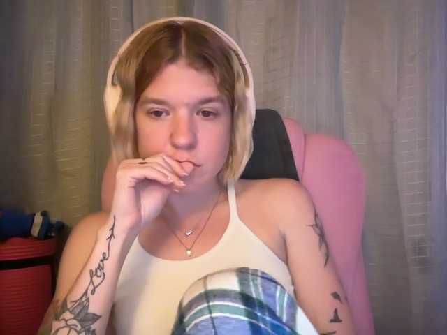 mermaidlexi's BongaCams show and profile