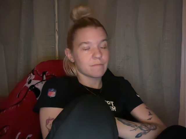 AmericnBarbie webcam