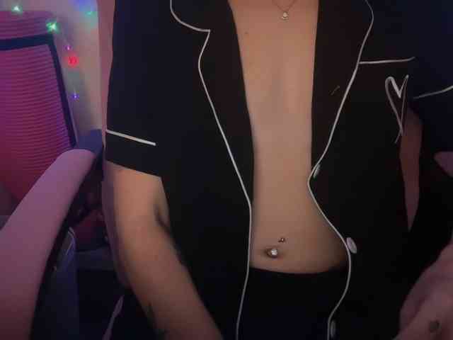 AmericnBarbie webcam