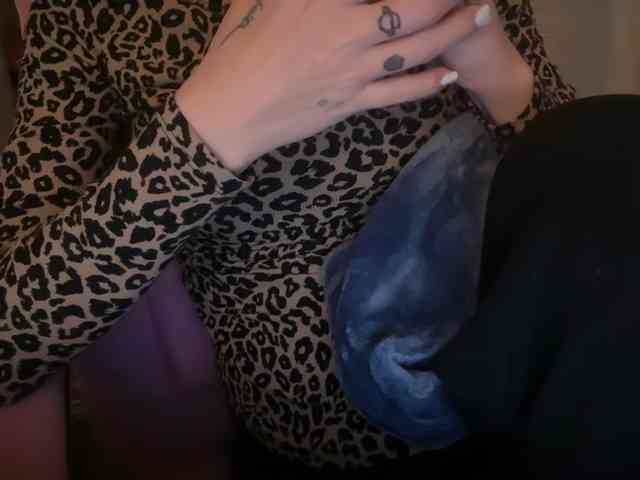 AmericnBarbie webcam