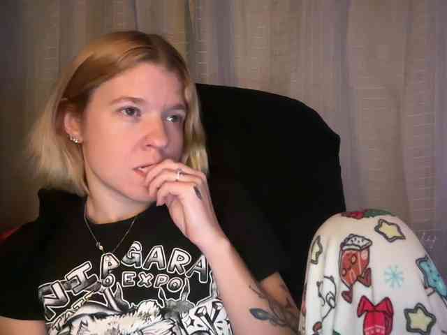 AmericnBarbie webcam