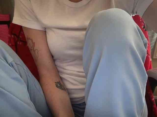 AmericnBarbie webcam