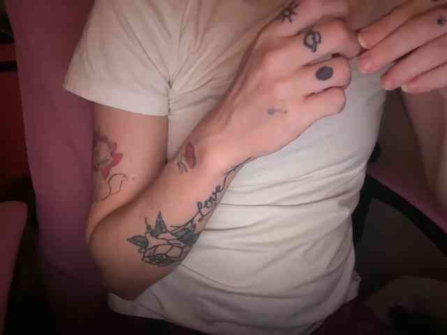 AmericnBarbie webcam