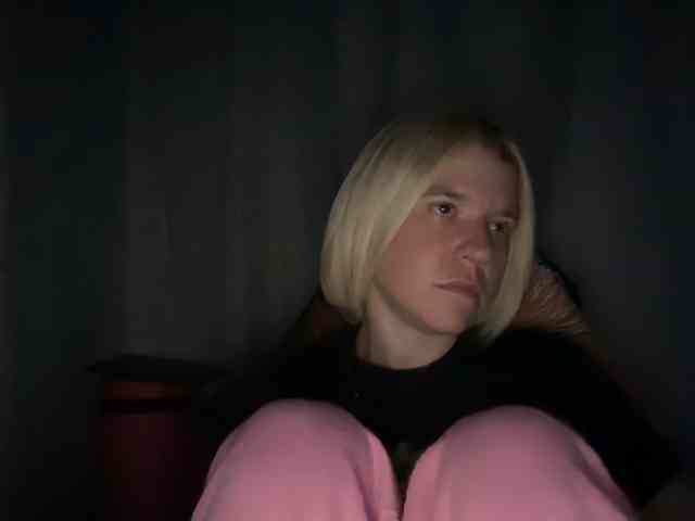 AmericnBarbie webcam