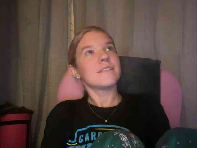 AmericnBarbie webcam