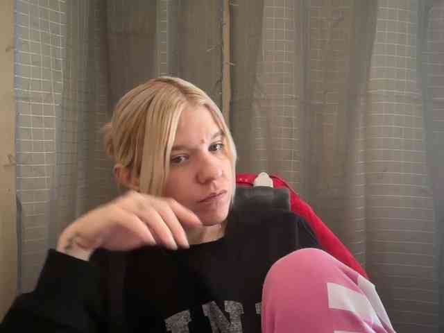 AmericnBarbie webcam