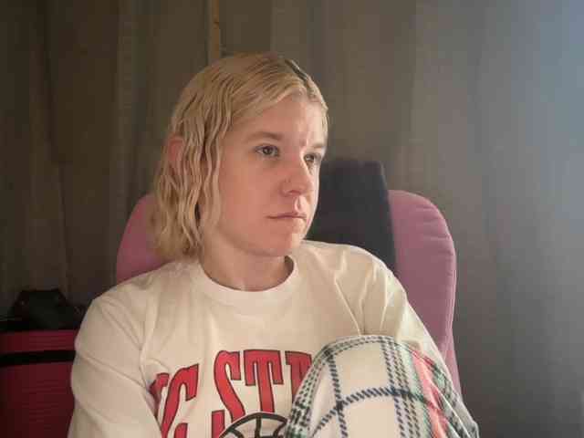 AmericnBarbie webcam