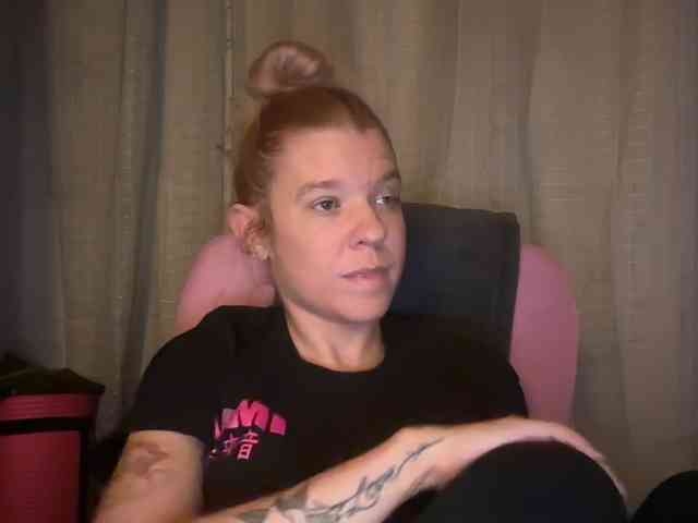 AmericnBarbie webcam