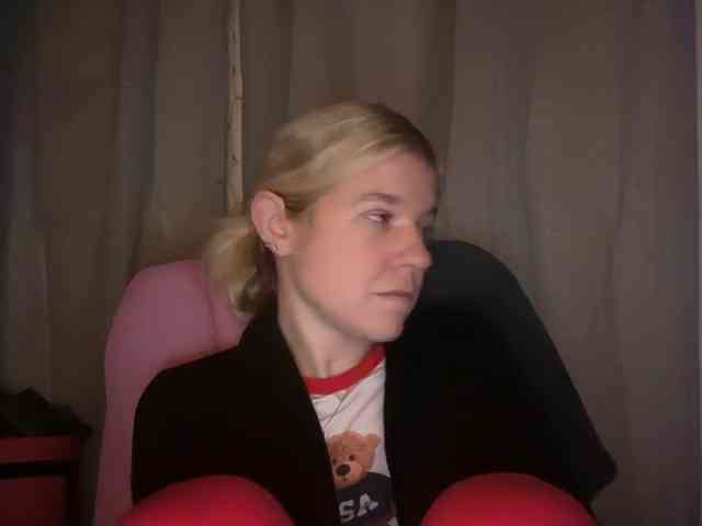 AmericnBarbie webcam