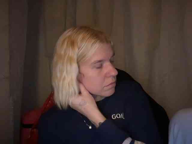 AmericnBarbie webcam