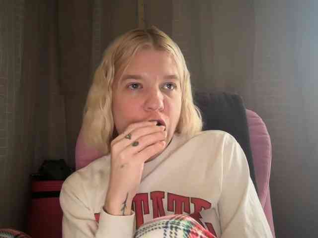 AmericnBarbie webcam