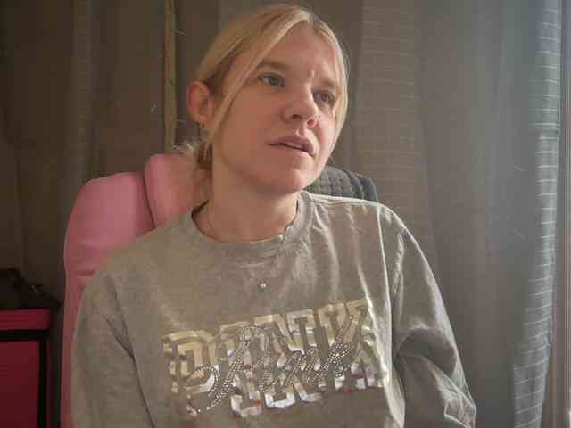 AmericnBarbie webcam